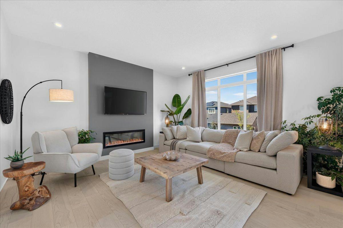97 Sunrise Heath, Cochrane, AB, T4C 3C5