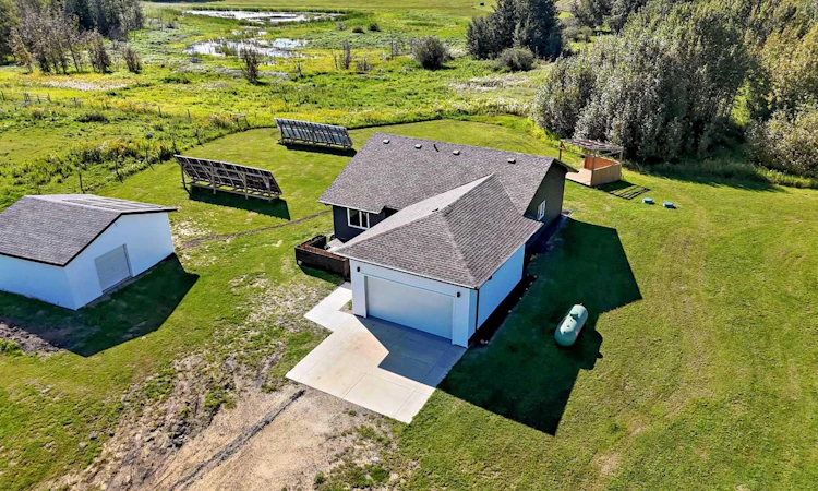 37-50106 Range Road 200