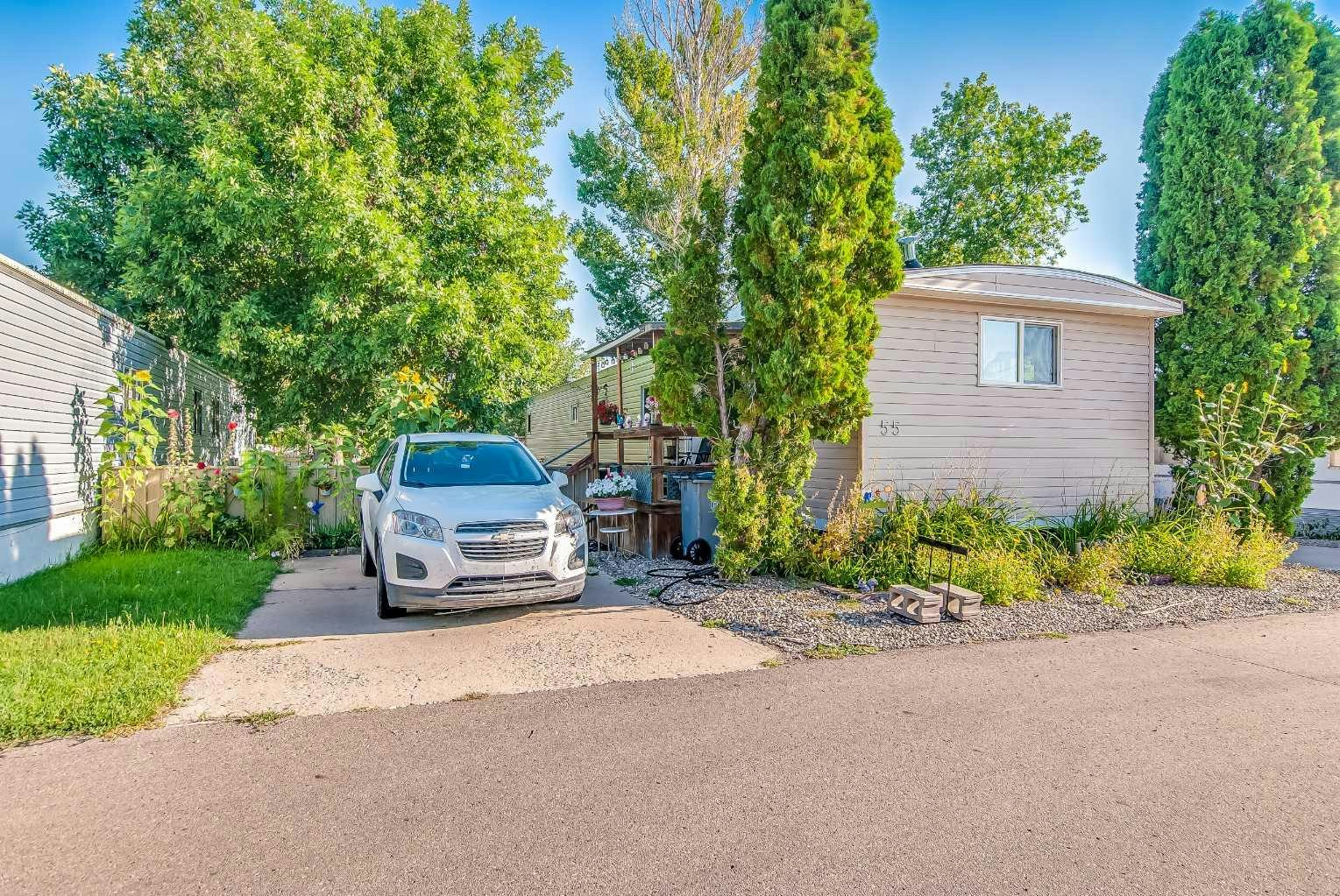 55-4000 13 Avenue SE, Medicine Hat, AB, T1B 1J3
