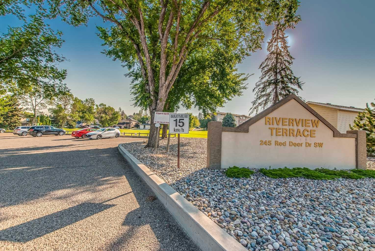 107-245 Red Deer Drive SW, Medicine Hat, AB, T1A 8P4