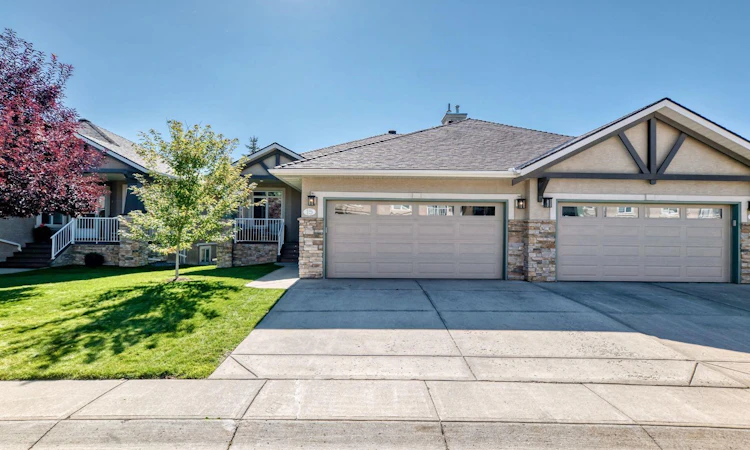 15 Discovery Woods Villas SW