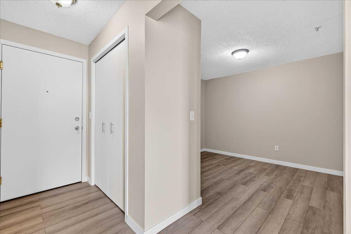 212-1717 60 Street SE - 4