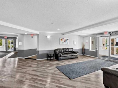 212-1717 60 Street SE - 3