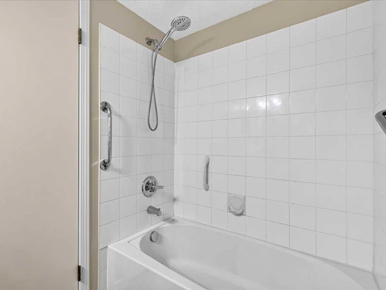 212-1717 60 Street SE, Calgary, AB, T2A 7Y7 - 19