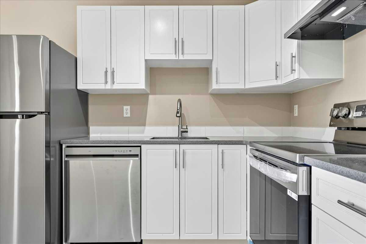212-1717 60 Street SE, Calgary, AB, T2A 7Y7 - 11