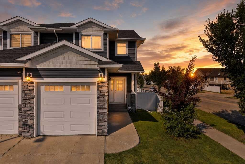 2 Sullivan Close, Red Deer, AB, T4R 0P9