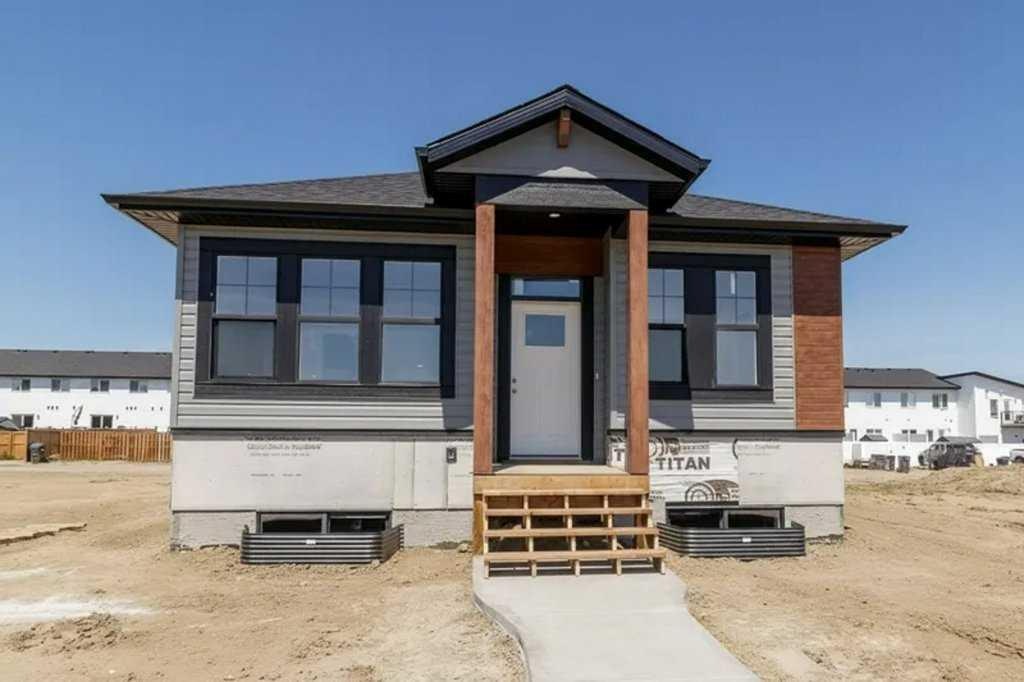 25 Ian Way, Red Deer County, AB, T4S 0W5