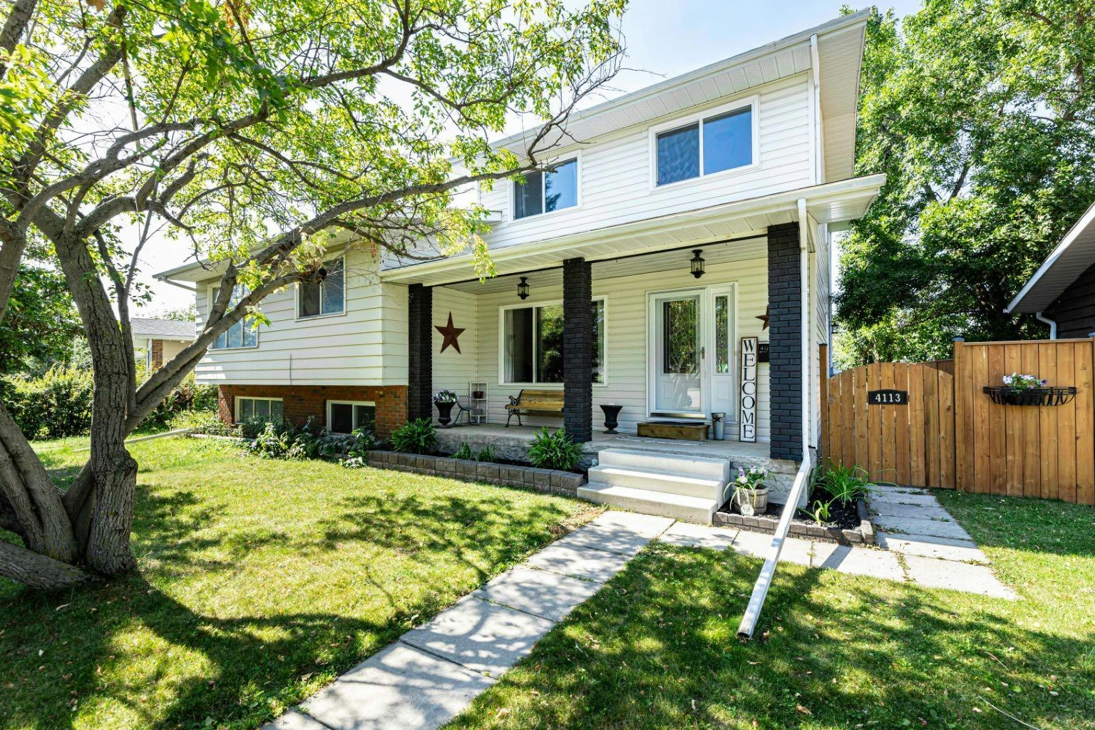 4113 53 Avenue, Innisfail, AB, T4G 1G3
