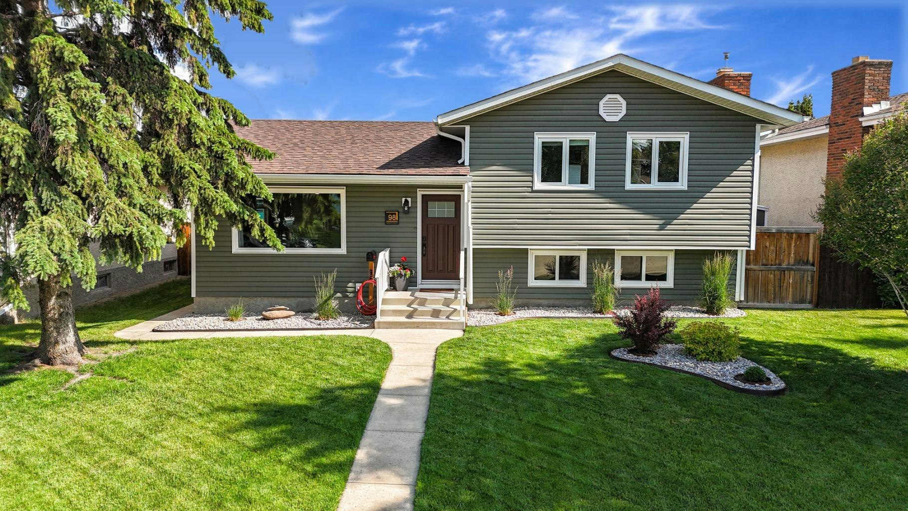 98 Baird Street, Red Deer, AB, T4R 1H4