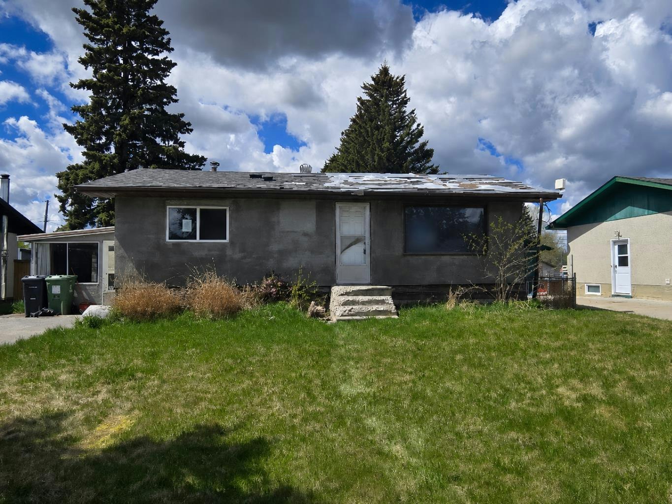 5008 56 Street, Rocky Mountain House, AB, T4T 1E8