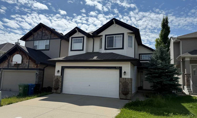 61 Everwoods Close SW
