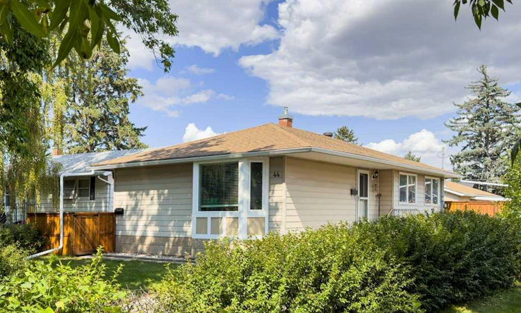 44 Lynndale Road SE