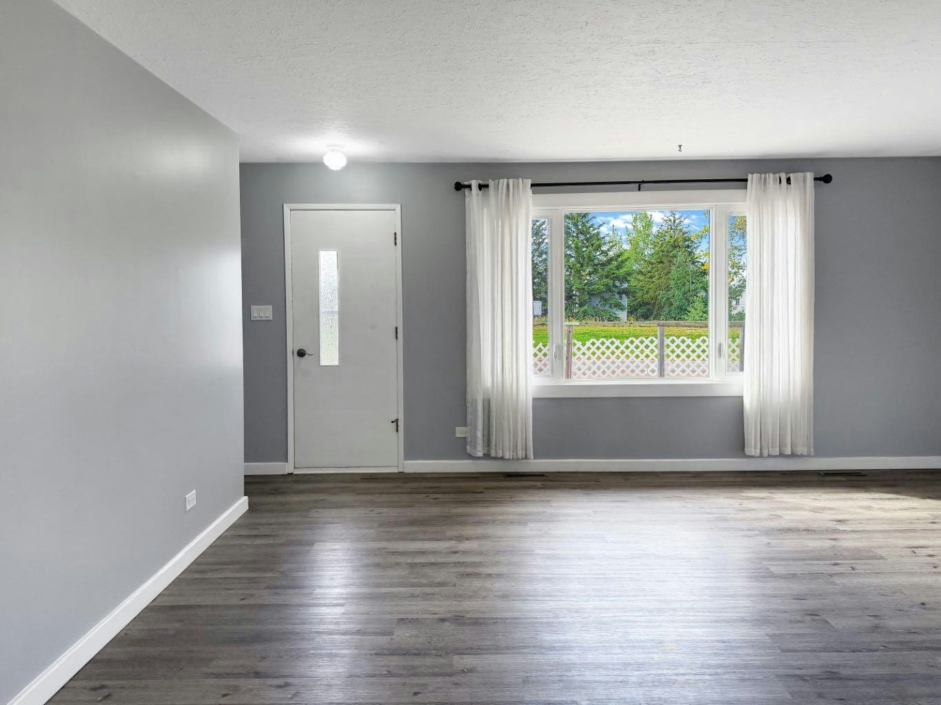 4912 49 Avenue, Smoky River M.D., AB, T0H 1S0 - 7