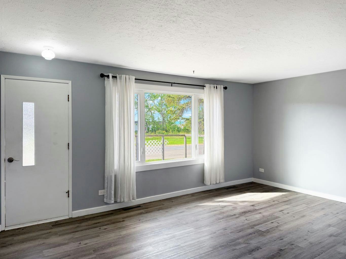 4912 49 Avenue, Smoky River M.D., AB, T0H 1S0 - 8