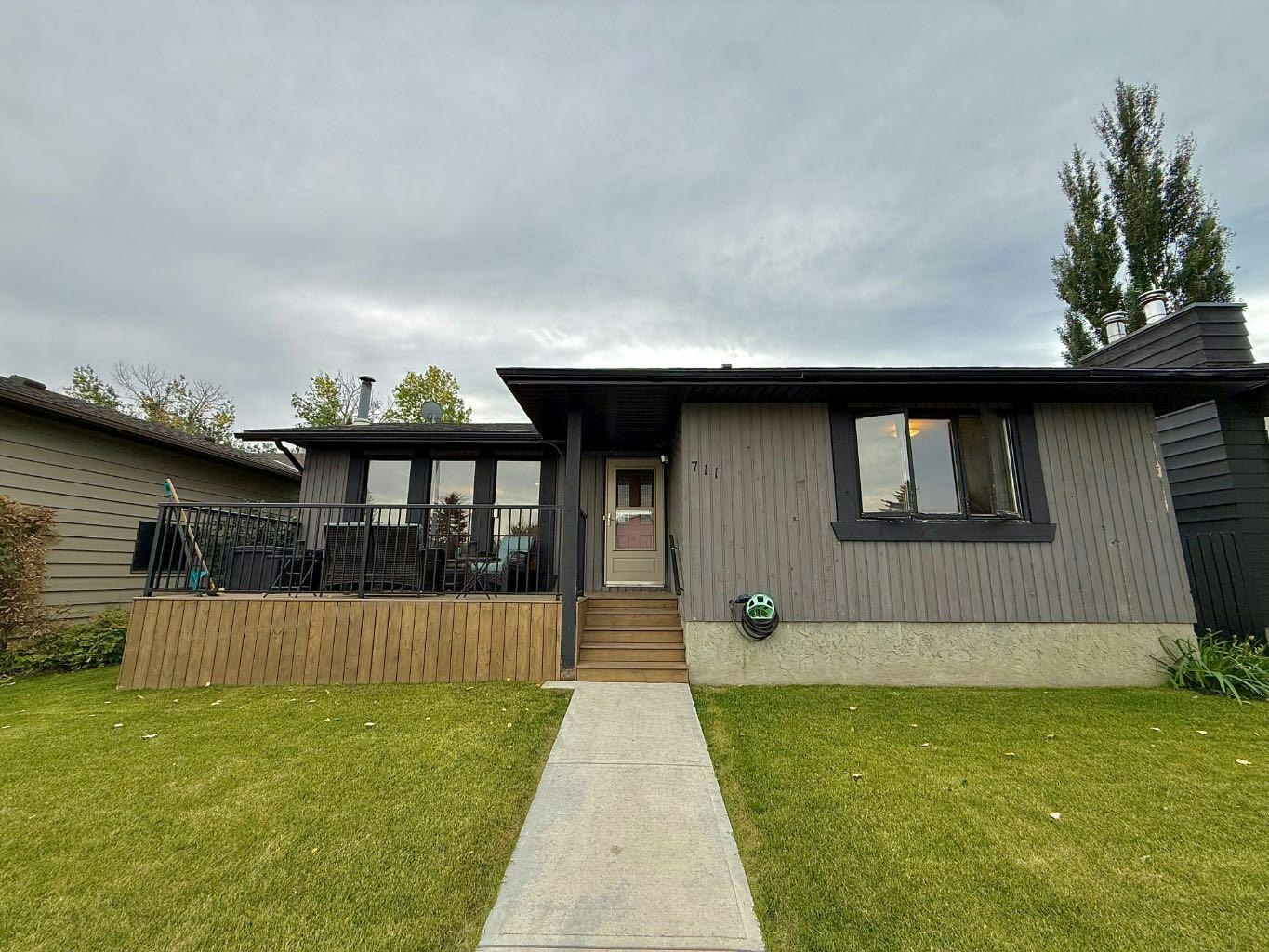 711 10 Avenue SE, High River, AB, T1V 1K3