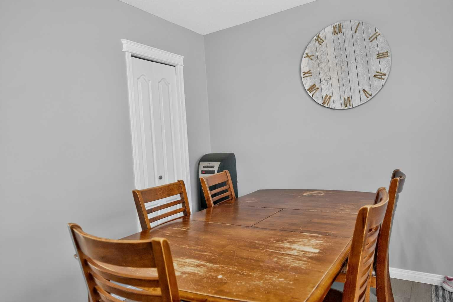 9834 90a Street, Grande Prairie, AB, T8X 1T3 - 12