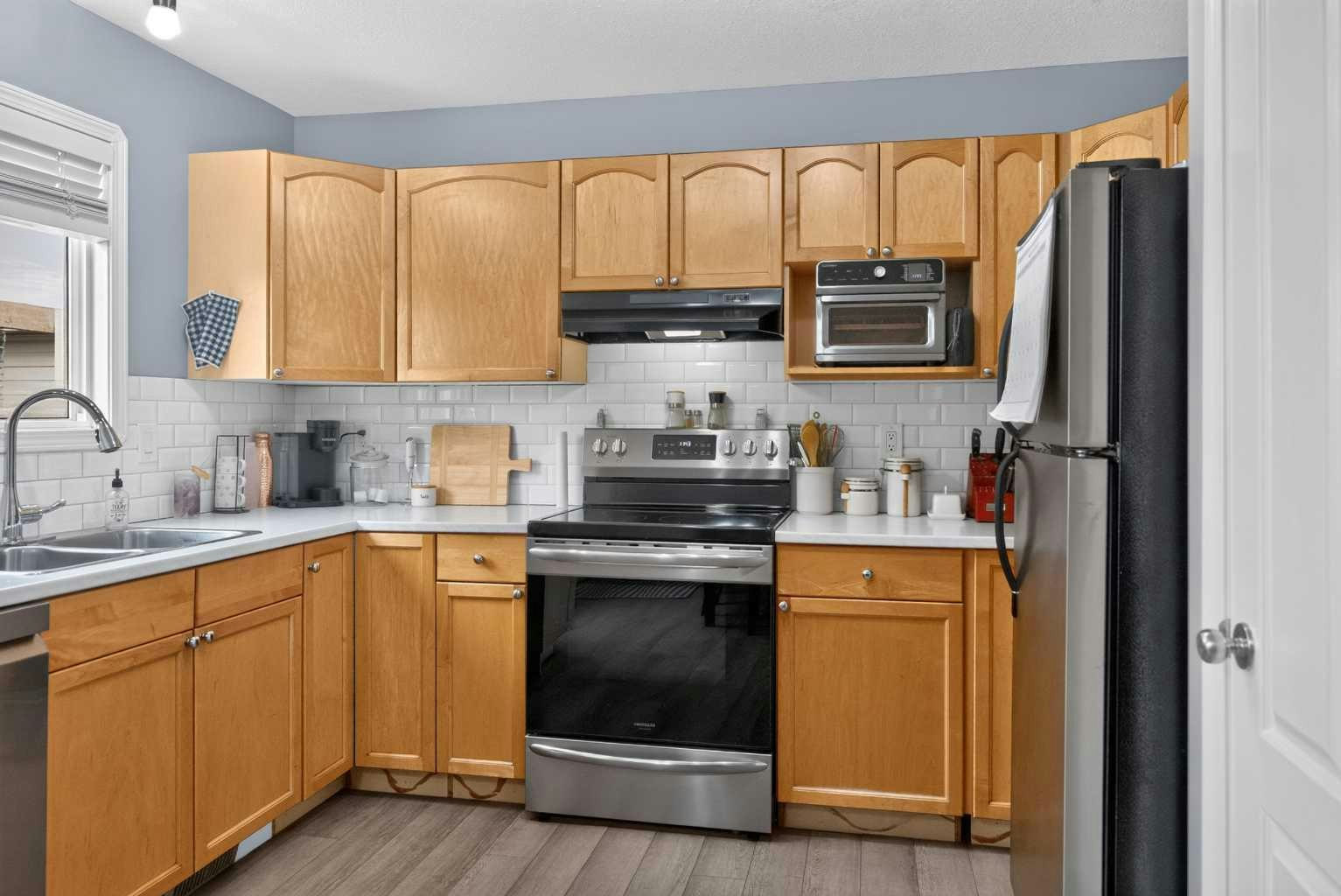 9834 90a Street, Grande Prairie, AB, T8X 1T3 - 15