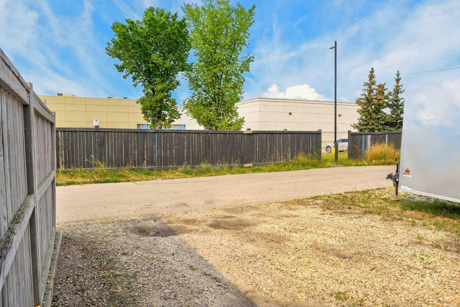 9834 90a Street, Grande Prairie, AB, T8X 1T3 - 42