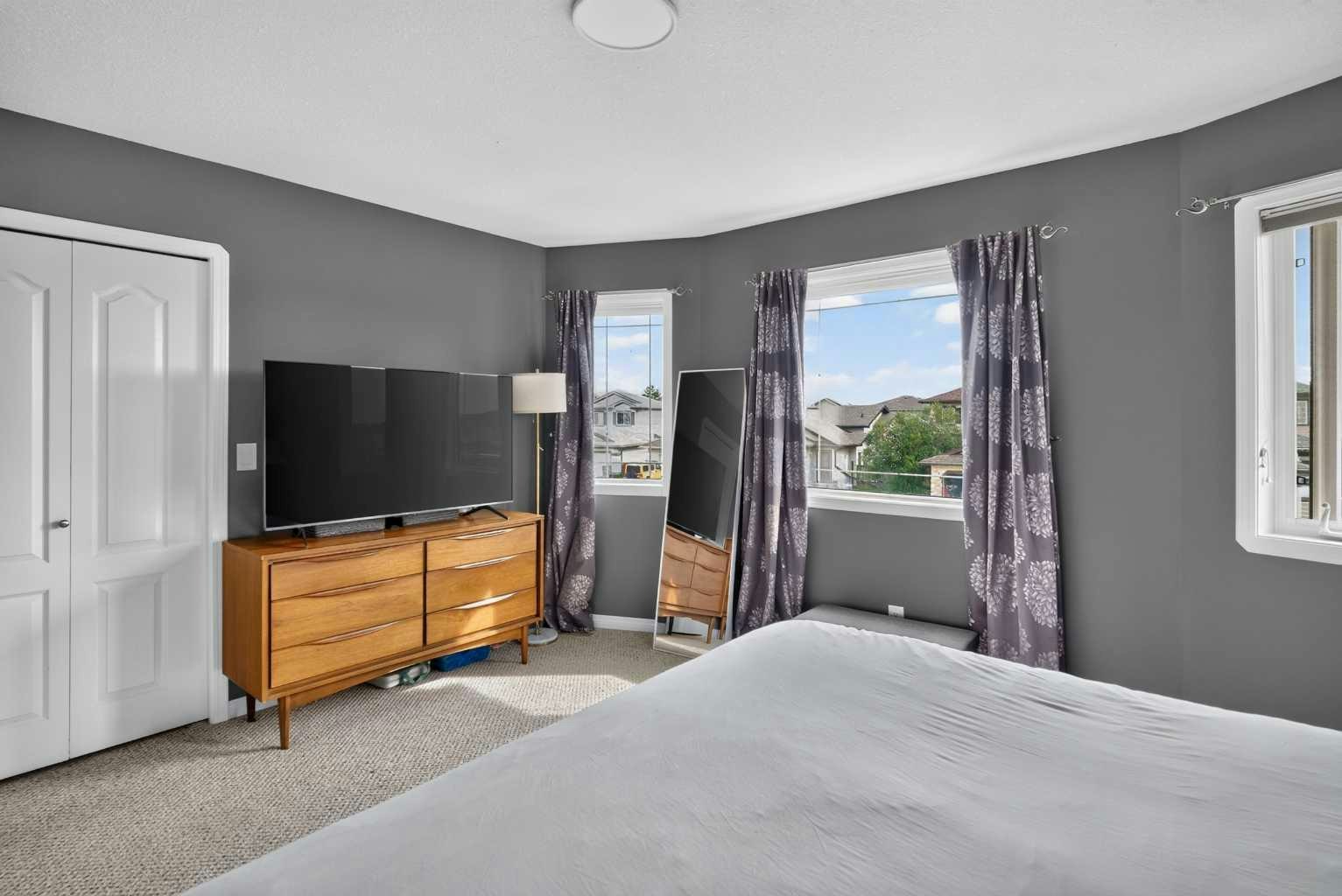 9834 90a Street, Grande Prairie, AB, T8X 1T3 - 23