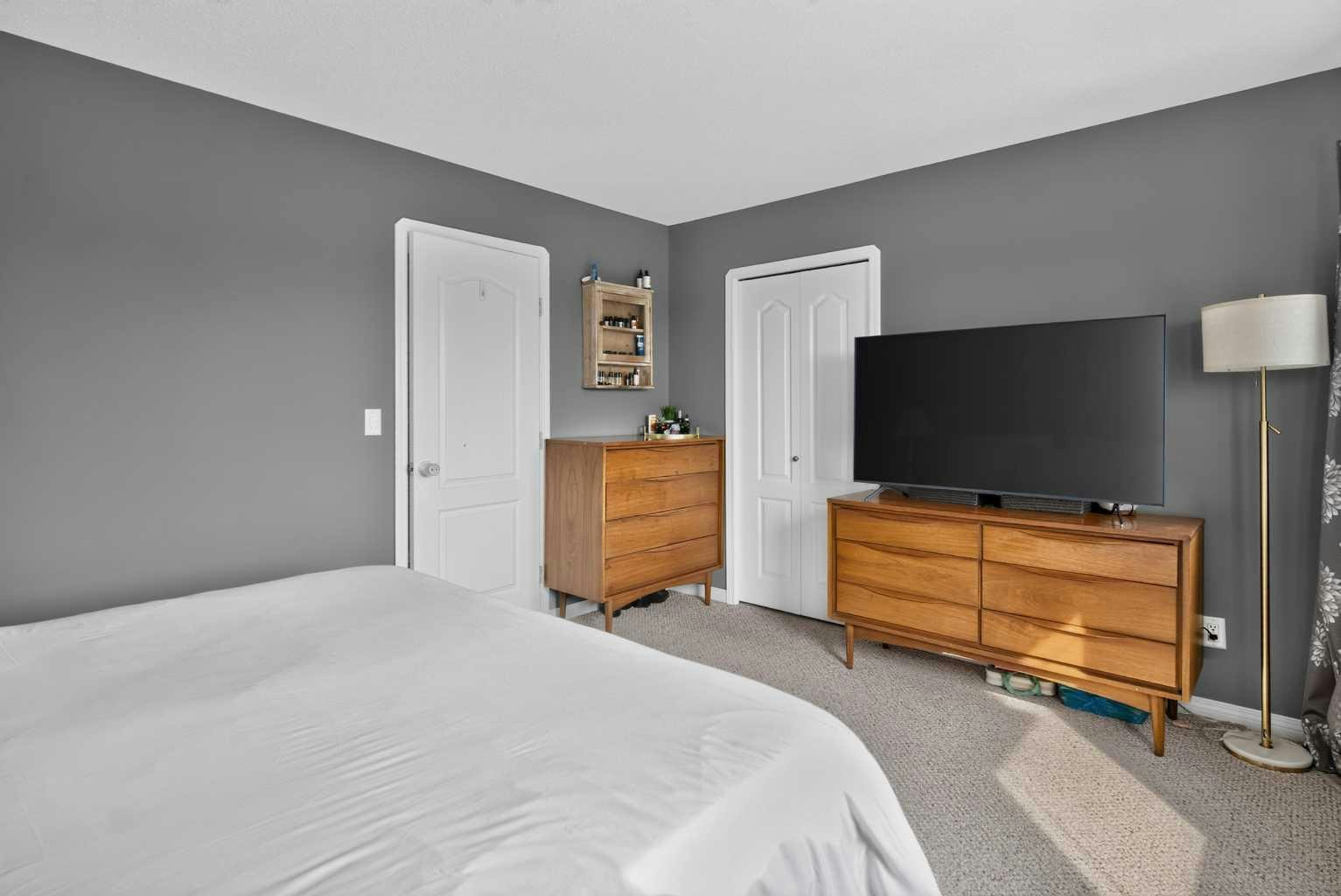 9834 90a Street, Grande Prairie, AB, T8X 1T3 - 24