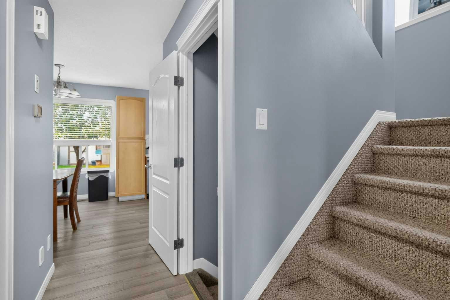 9834 90a Street, Grande Prairie, AB, T8X 1T3 - 8