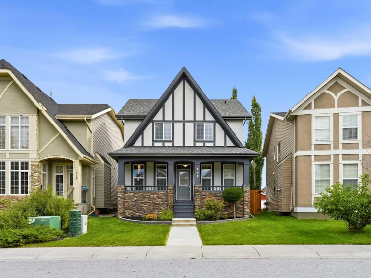 177 Cranarch Place SE, Calgary, AB, T3M 0W6