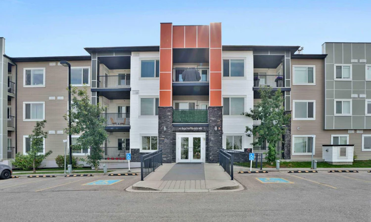 118-16 Sage Hill Terrace NW