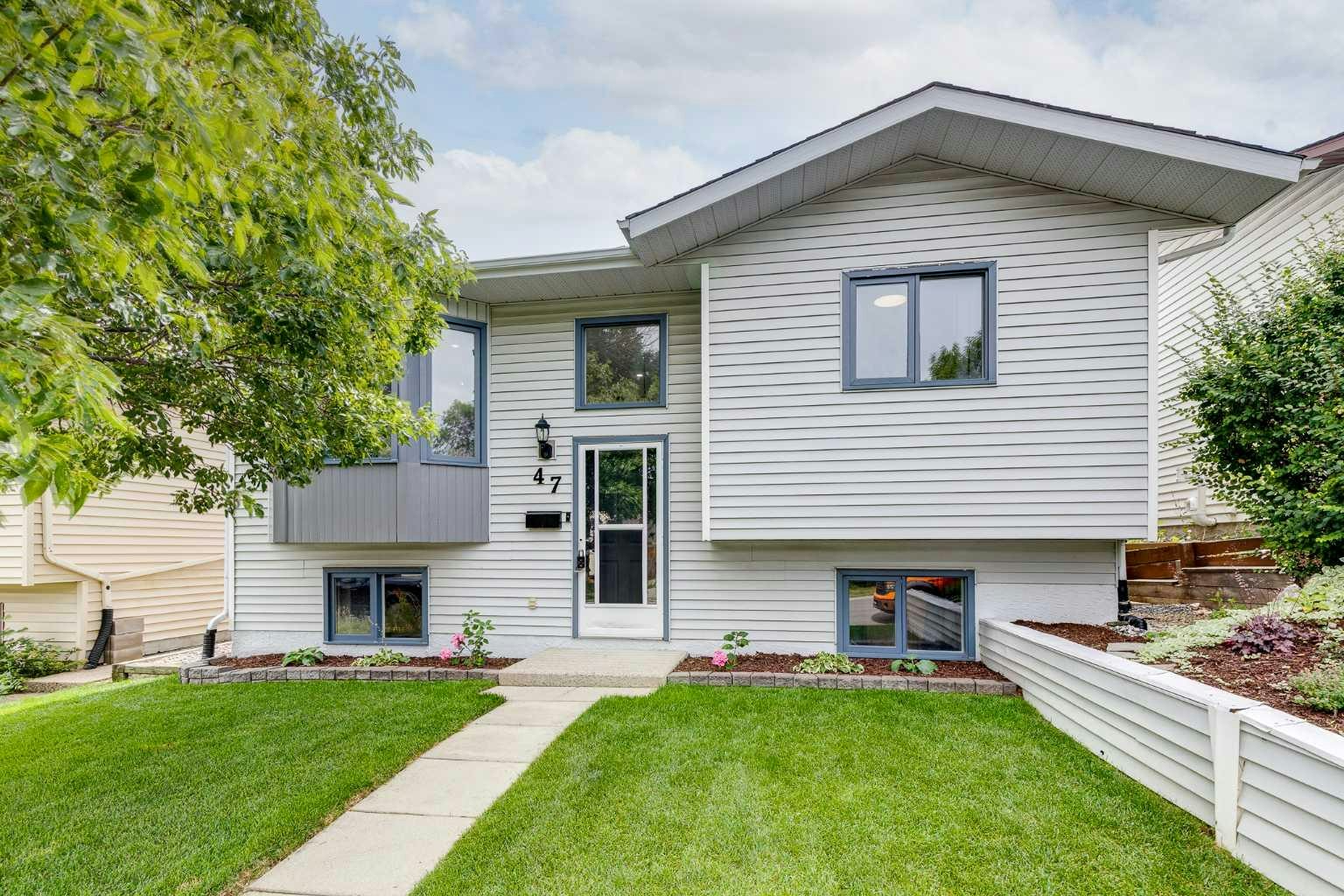 47 Macewan Meadow Link NW, Calgary, AB, T3K 3H4