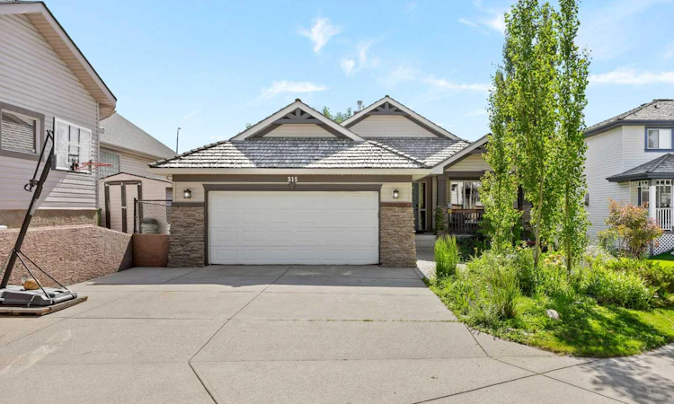 315 Rocky Ridge Bay NW