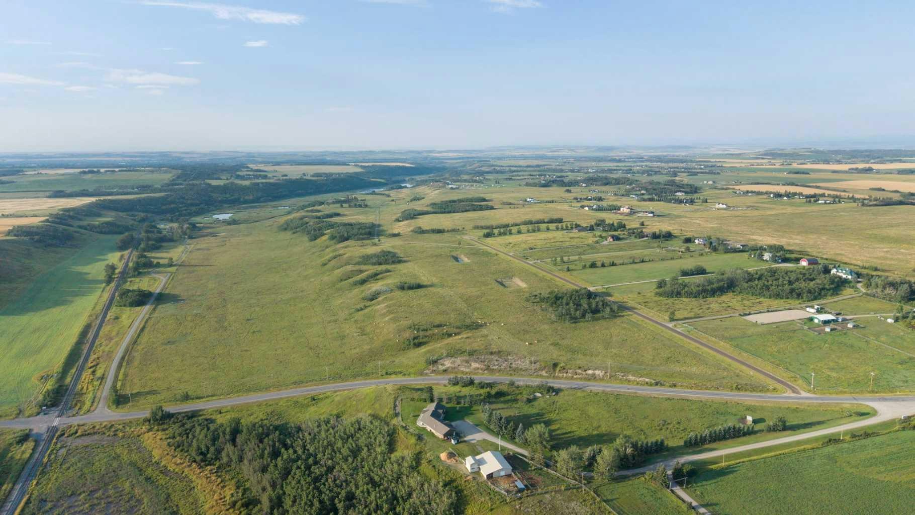 274 Avenue, Foothills County, AB, T1S 5L9