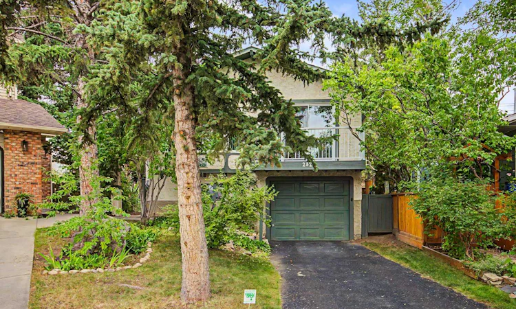 232 Sandstone Place NW