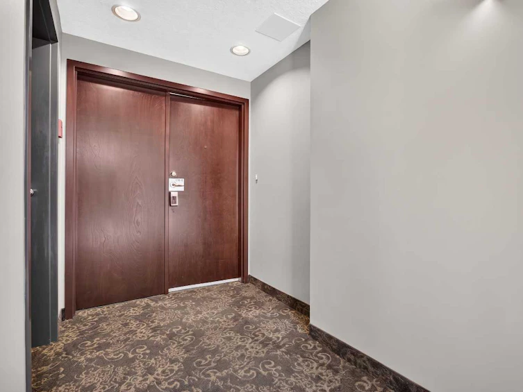 1402-801 2 Avenue SW, Calgary, AB, T2P 4Z9 - 3