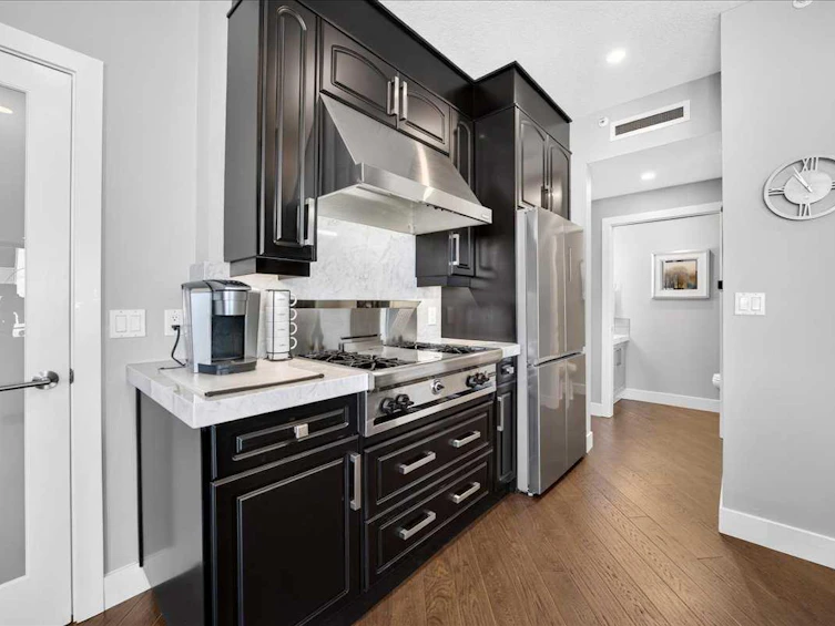 1402-801 2 Avenue SW, Calgary, AB, T2P 4Z9 - 14