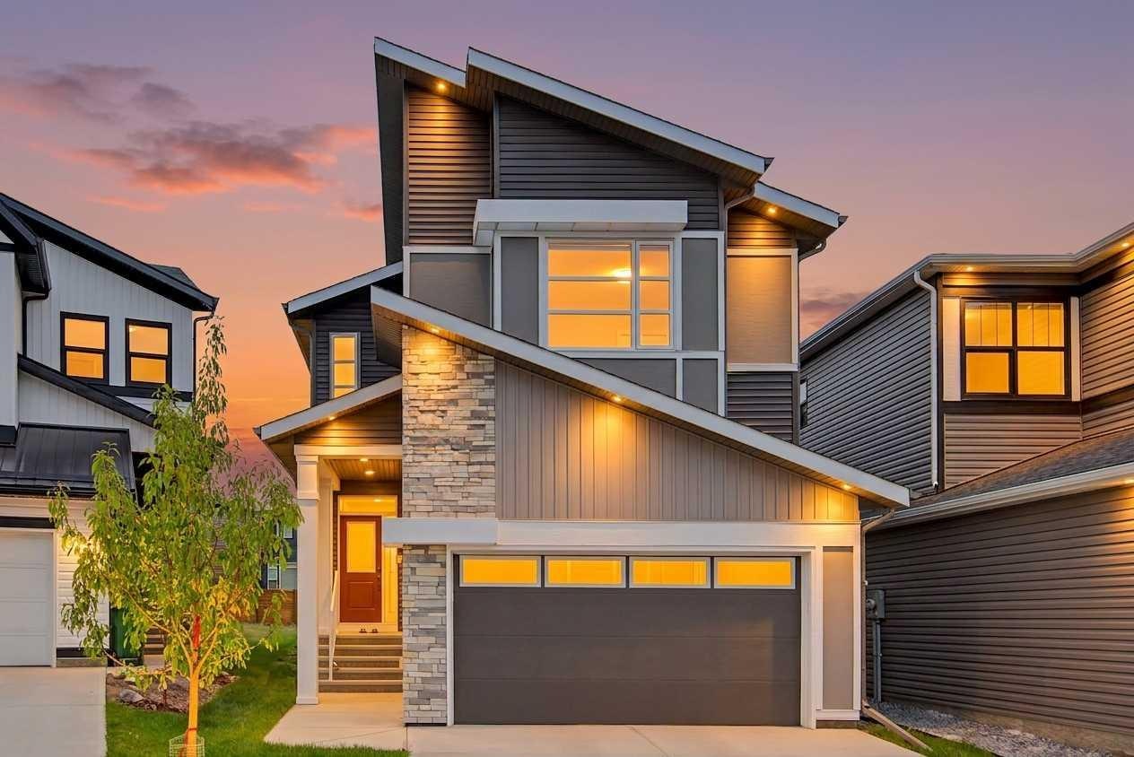 80 Lucas Passage NW, Calgary, AB, T3P 2E3