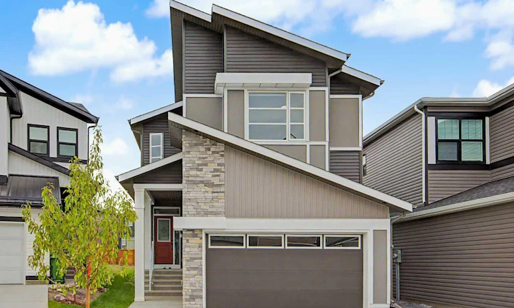 80 Lucas Passage NW