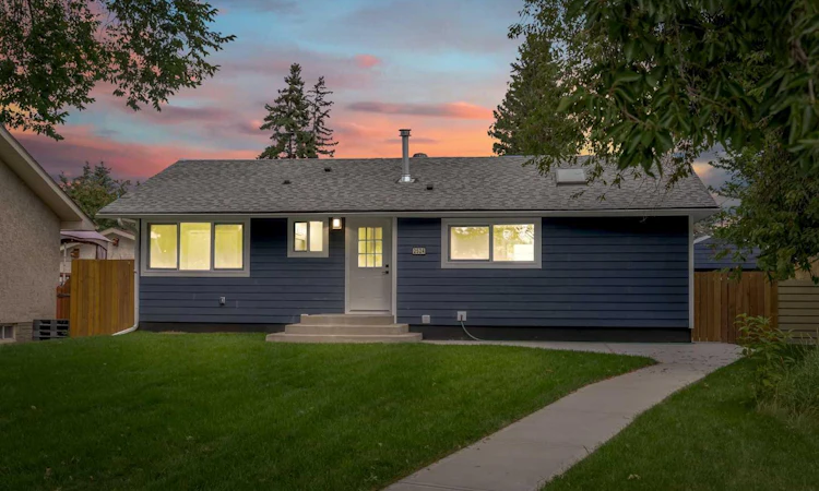 2524 Southwood Drive SE
