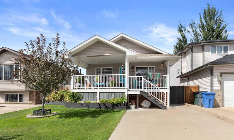 249 Somerset Way SE