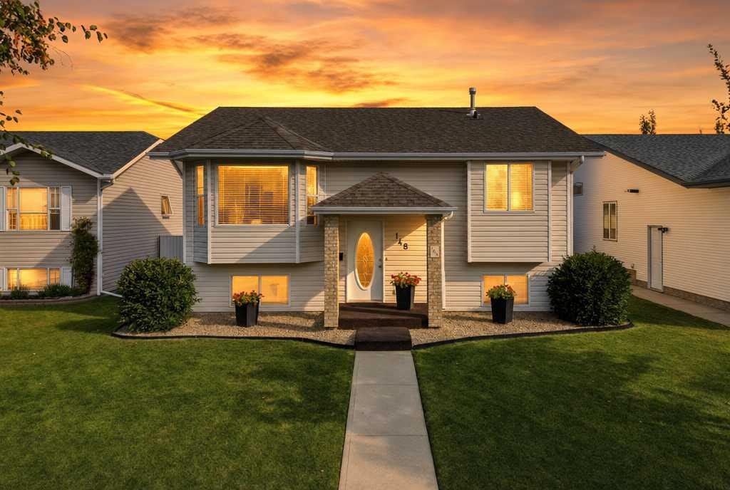 148 Dempsey Street, Red Deer, AB, T4R 2Y9