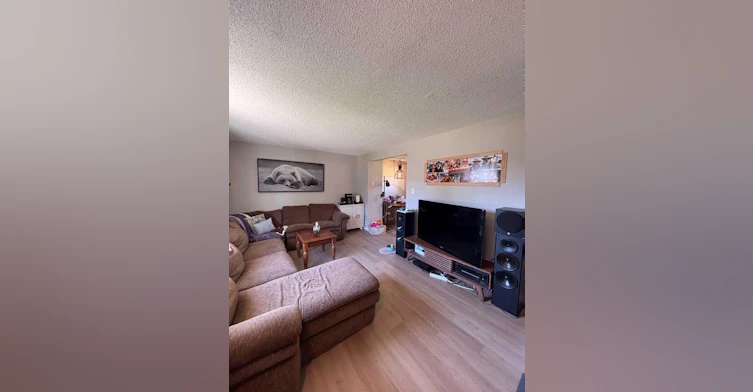 6-65 Lafayette Boulevard W, Lethbridge, AB, T1K 3Y4 - 4