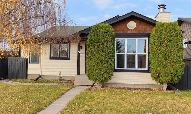 35 Cowan Close
