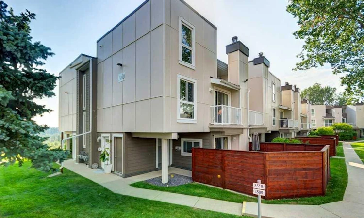 1409-13104 Elbow Drive SW