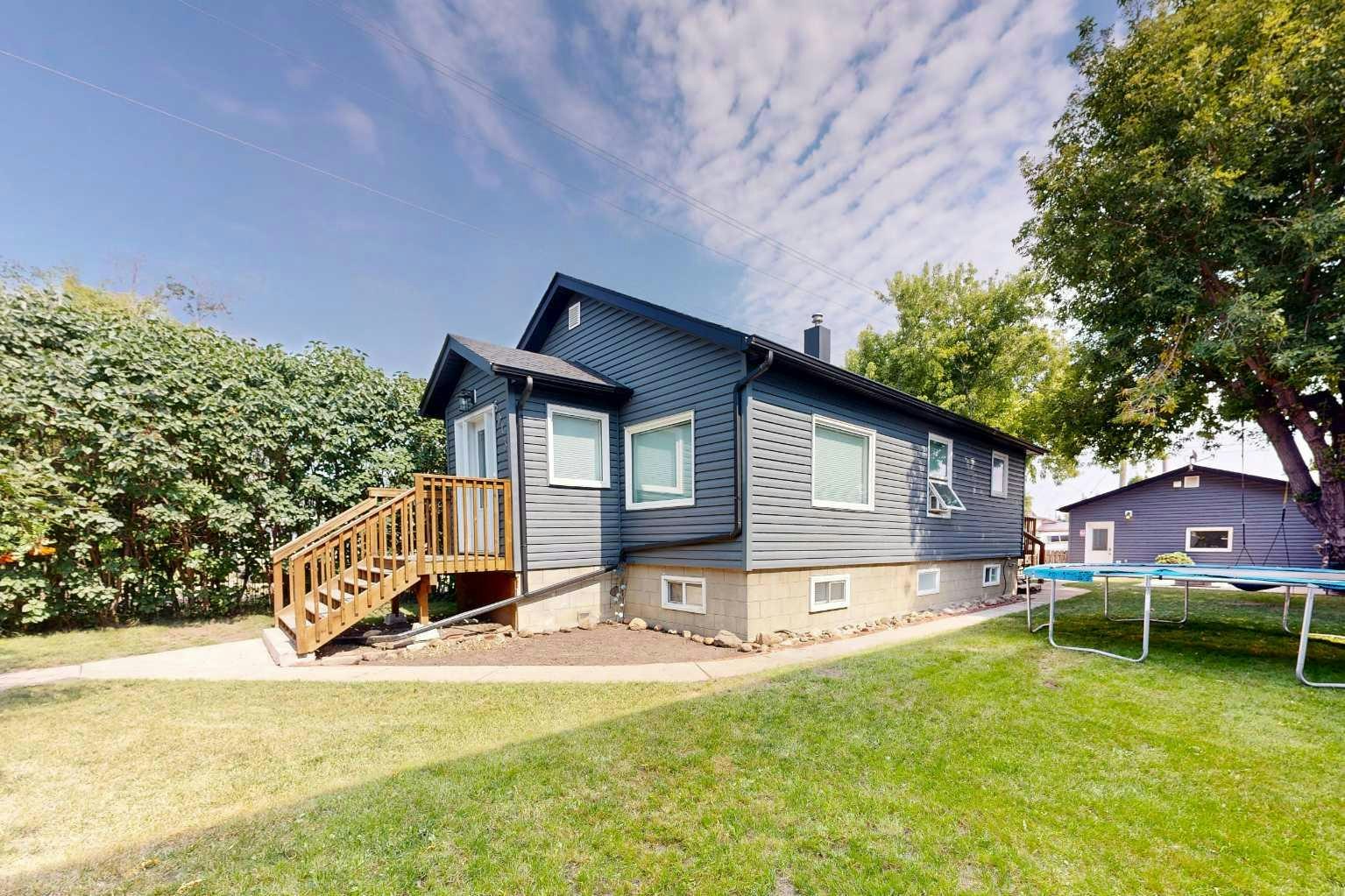 5013 48 Street, Stettler, AB, T0C 2L0