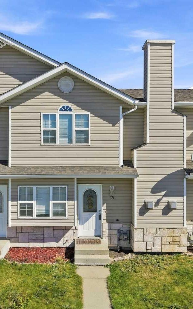 28 Terrace Heights Drive, Lacombe, AB, T4L 2L8