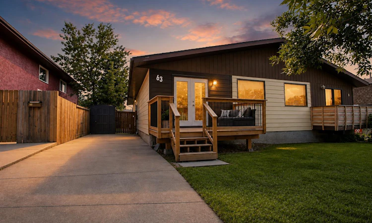 63 Mackenzie Crescent