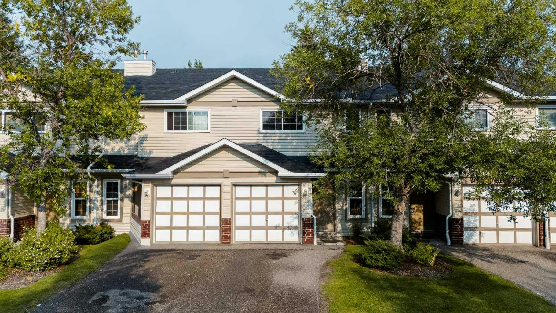 16 Harvest Glen Heights NE, Calgary, AB, T3K 4L3