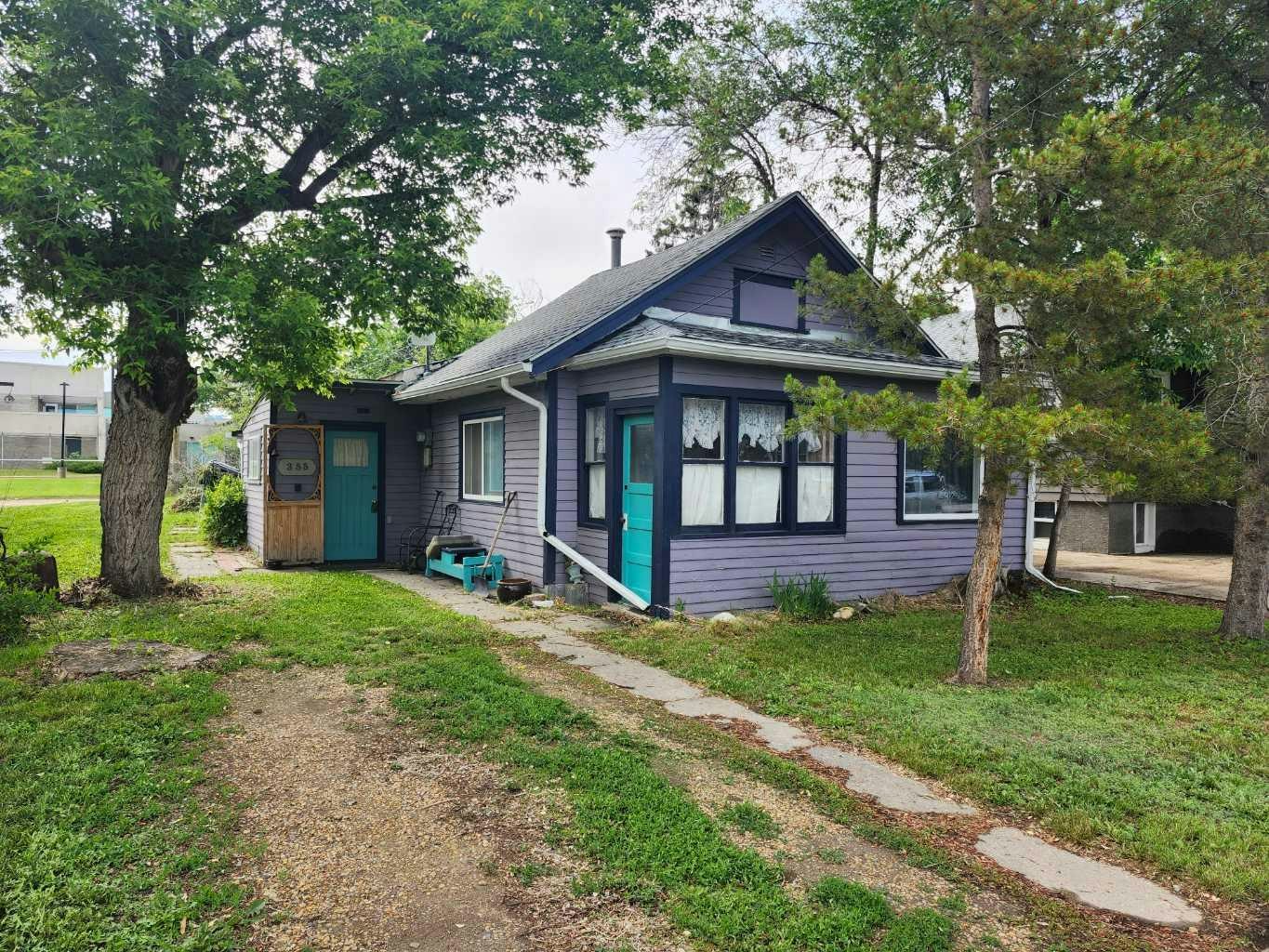 355 4 Street W, Drumheller, AB, T0J 0Y3