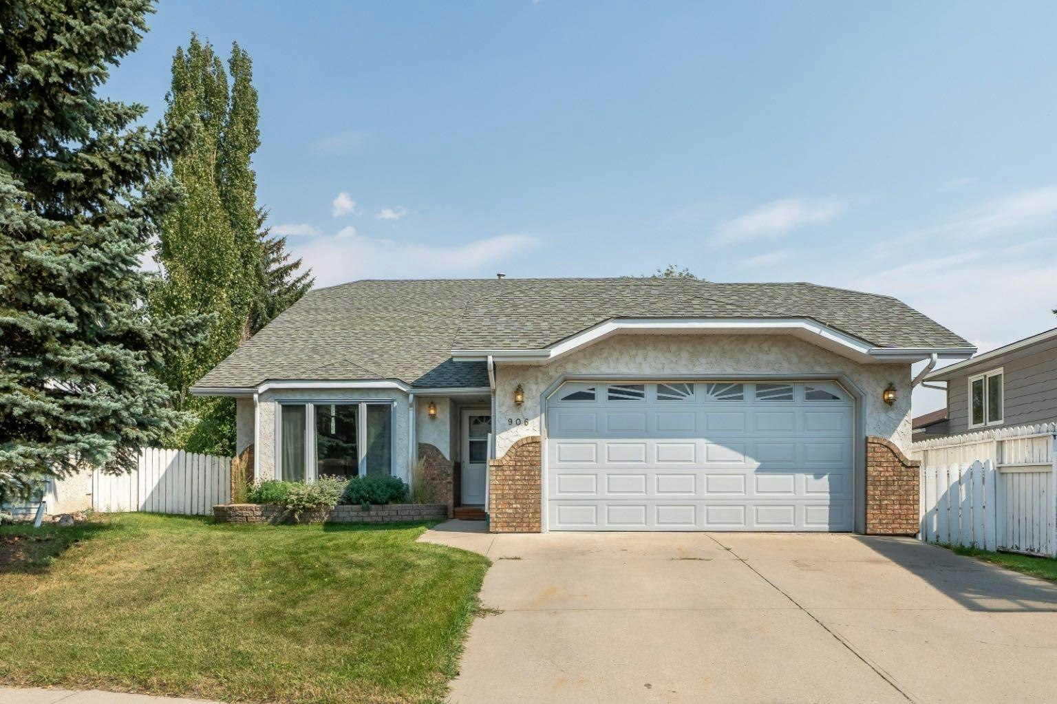 906 7 Street SE, High River, AB, T1V 1K3