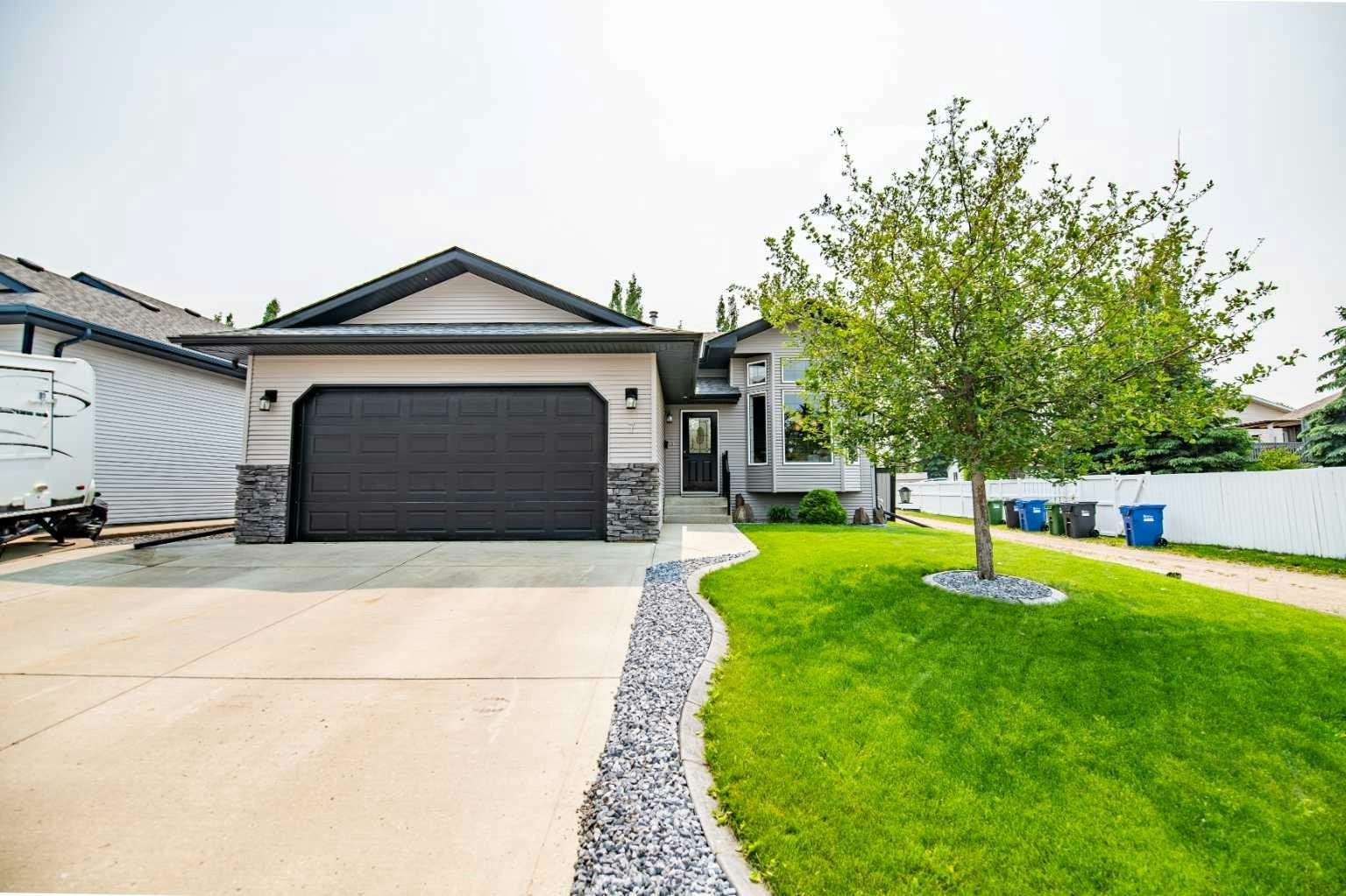 7 Ratcliffe Street, Red Deer, AB, T4P 3X8