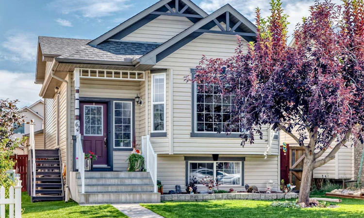 64 Cimarron Grove Close