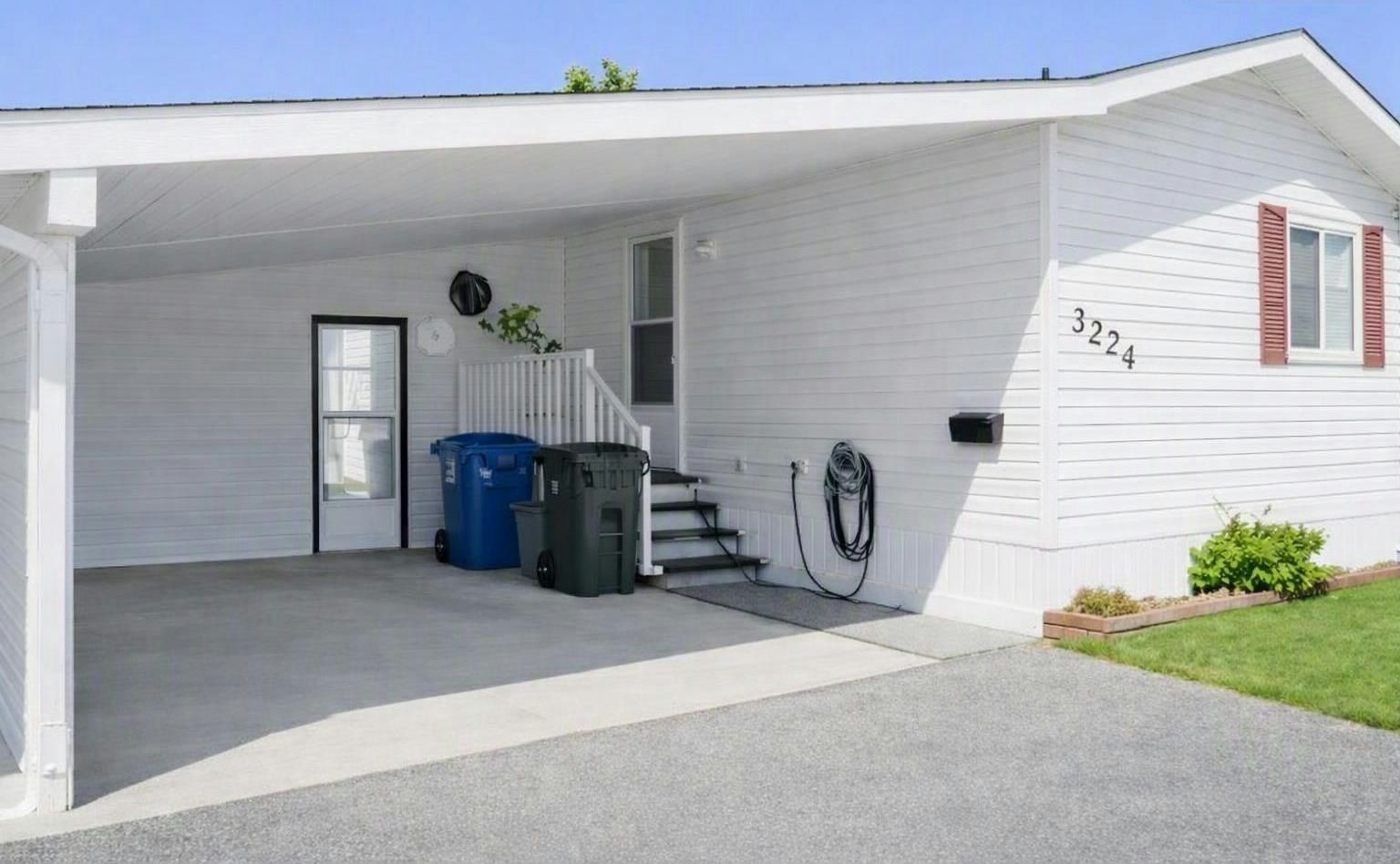 3224 29 Street S, Lethbridge, AB, T1K 7J9